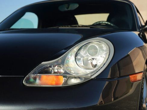 Used 2004 Porsche Boxster S image 15