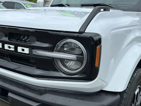 Used 2024 Ford Bronco Outer Banks AWD/4WD image 7