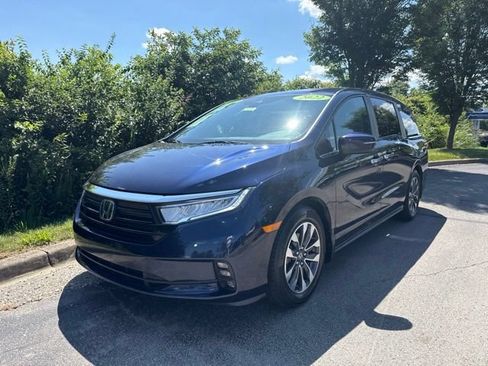 Used 2022 Honda Odyssey EX-L image 3