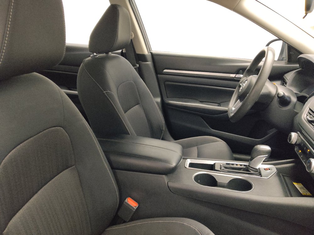 Used 2022 Nissan Altima 2.5 SV FWD image 21