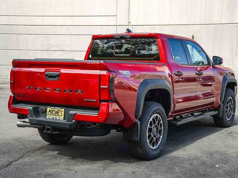 New 2025 Toyota Tacoma TRD Off-Road image 4