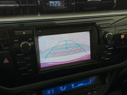 Used 2014 Toyota Corolla S image 14