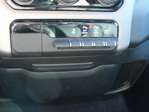 Used 2025 RAM 1500 Tradesman image 25