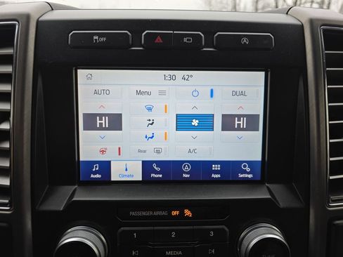 Used 2020 Ford F150 Limited w/ Trailer Tow Package image 27