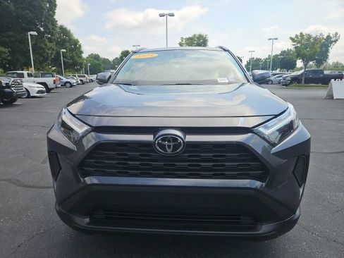 Used 2025 Toyota RAV4 XLE AWD/4WD image 5