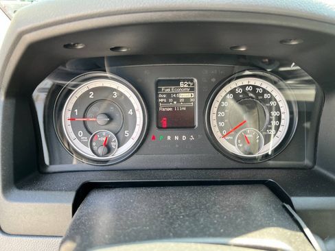 Used 2014 RAM 2500 Tradesman w/ Chrome Appearance Group AWD/4WD image 19