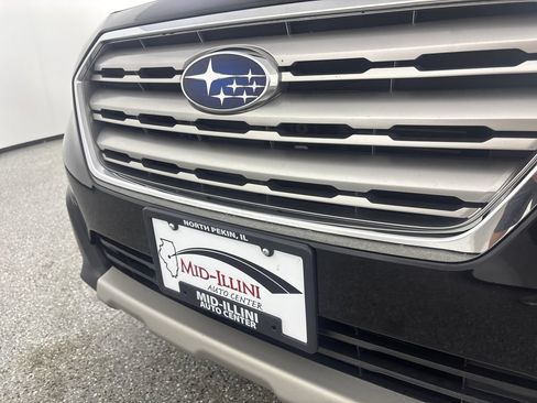 Used 2016 Subaru Outback 2.5i Limited AWD/4WD image 27