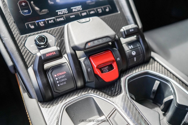Used 2024 Lamborghini Urus S AWD/4WD image 44