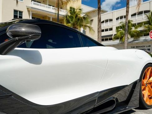 Used 2019 McLaren 720S Performance image 11