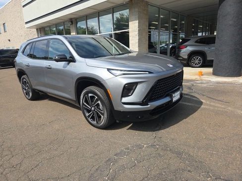 New 2026 Buick Enclave Sport Touring w/ Power Package image 8