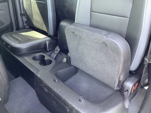 Used 2019 Chevrolet Colorado Z71 image 25