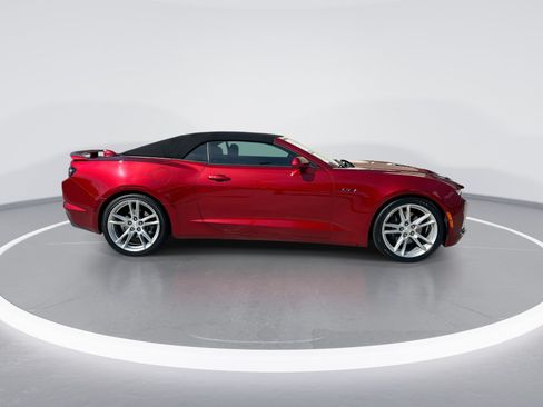 Used 2021 Chevrolet Camaro LT w/ RS Package RWD image 10
