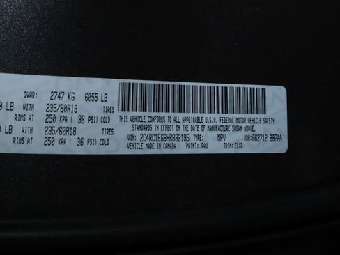 Used 2017 Chrysler Pacifica Touring-L Plus w/ Tire & Wheel Group FWD image 20