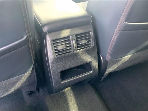 Used 2022 Mitsubishi Outlander SE AWD/4WD image 40