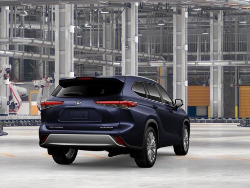 New 2026 Toyota Highlander Platinum image 11