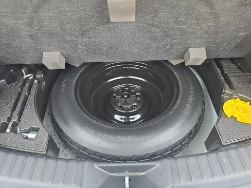 Used 2021 MAZDA CX-5 Touring image 30