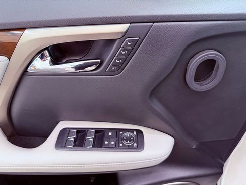 Used 2017 Lexus RX 350 AWD w/ Premium Package image 19