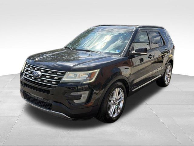 Used 2016 Ford Explorer XLT w/ Equipment Group 202A FWD image 30