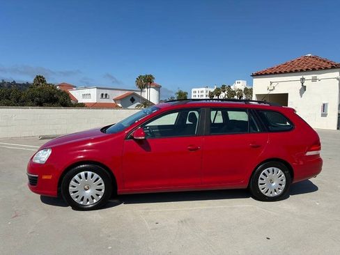 Used 2009 Volkswagen Jetta S FWD image 3