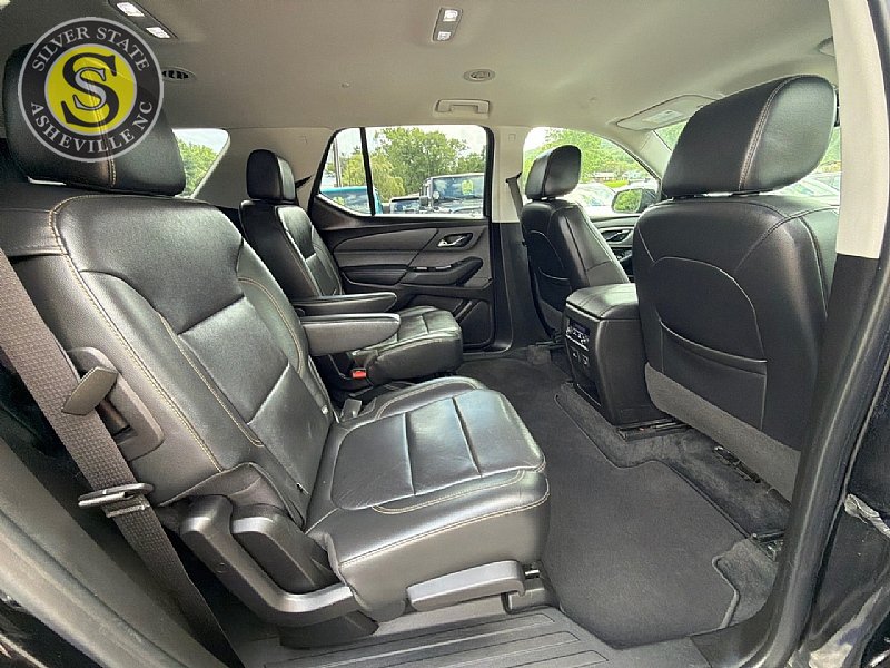 Used 2019 Chevrolet Traverse RS w/ LPO, Floor Liner Package FWD image 19