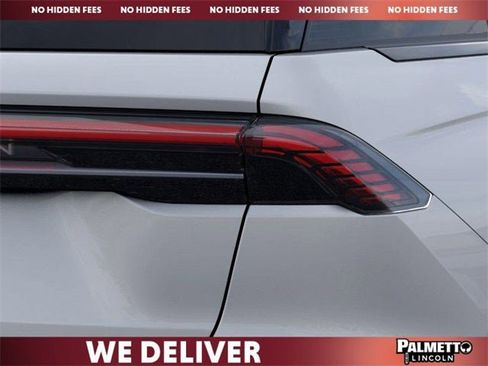 New 2026 Lincoln Nautilus Premier w/ Equipment Group 102A image 20