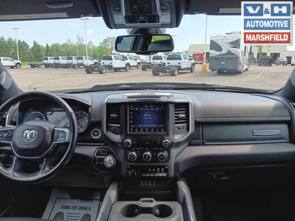 Used 2020 RAM 1500 Laramie w/ Sport Appearance Package AWD/4WD image 23