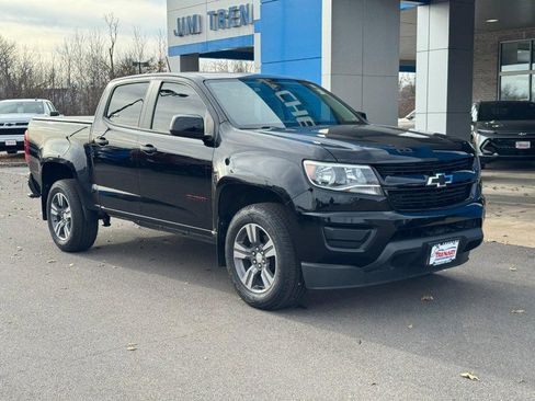 Used 2018 Chevrolet Colorado W/T w/ Custom Special Edition image 2