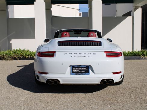 Certified 2019 Porsche 911 Carrera S image 6