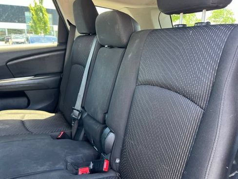 Used 2017 Dodge Journey SE FWD image 25