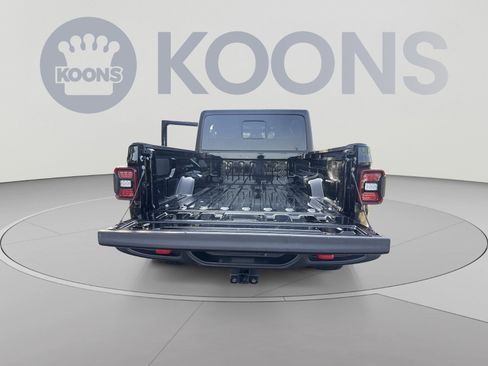 Used 2026 Jeep Gladiator Rubicon AWD/4WD image 24
