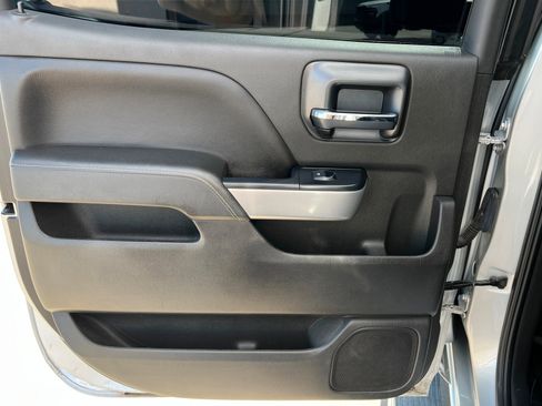 Used 2018 Chevrolet Silverado 1500 LTZ Z71 w/ Redline Edition image 19