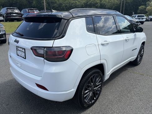 Used 2023 Jeep Compass High Altitude AWD/4WD image 5