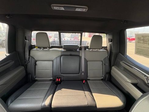 Used 2023 Chevrolet Silverado 1500 ZR2 w/ ZR2 Bison Edition AWD/4WD image 30