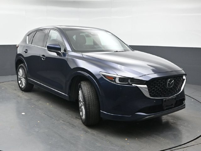 Certified 2023 MAZDA CX-5 Signature AWD/4WD image 1