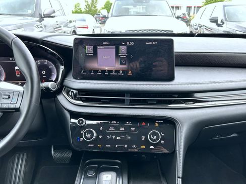 Used 2023 INFINITI QX60 Sensory w/ Vision Package AWD/4WD image 13