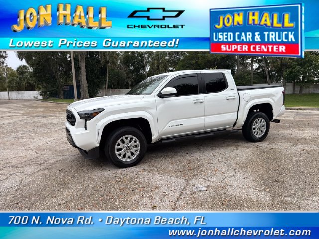Used 2024 Toyota Tacoma SR5 RWD image 2