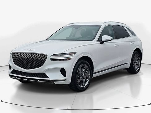 Used 2025 Genesis GV70 2.5T AWD/4WD image 8