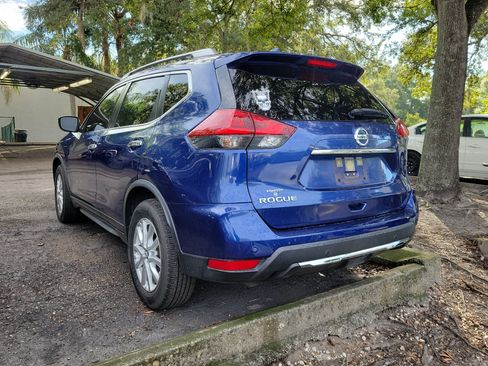 Used 2020 Nissan Rogue SV FWD image 7