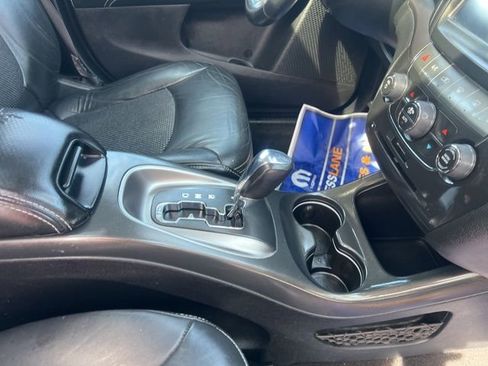 Used 2018 Dodge Journey Crossroad w/ Nav & Sun Group image 12