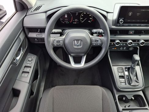Certified 2024 Honda CR-V EX image 11