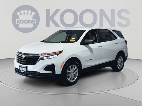 Used 2024 Chevrolet Equinox LS FWD image 5