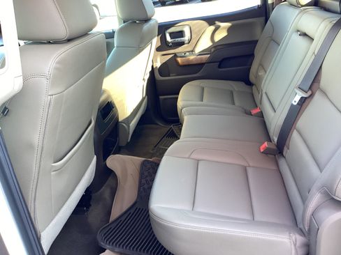 Used 2017 Chevrolet Silverado 1500 LTZ image 22