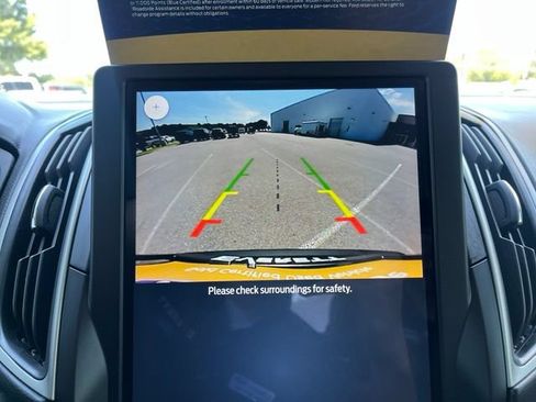 Used 2024 Ford Edge SE AWD/4WD image 14
