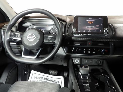 Used 2021 Nissan Rogue S image 15