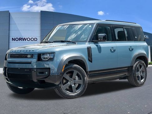 Used 2022 Land Rover Defender 110 X-Dynamic HSE AWD/4WD image 1