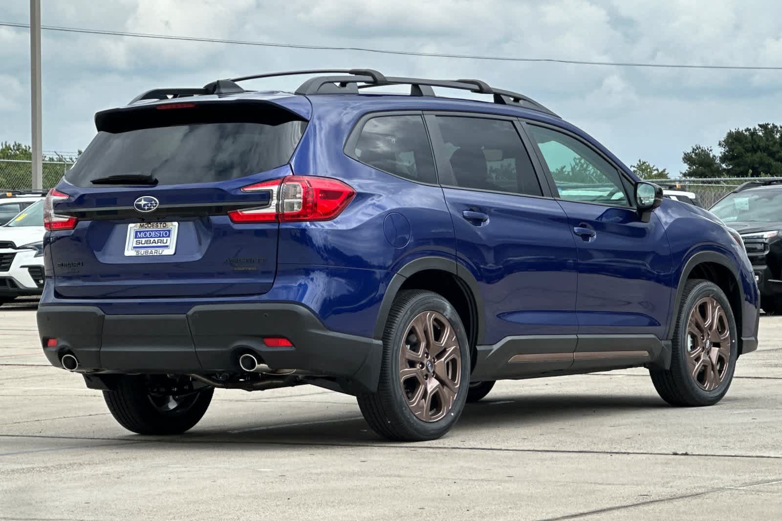 New 2026 Subaru Ascent Limited Bronze AWD/4WD image 3
