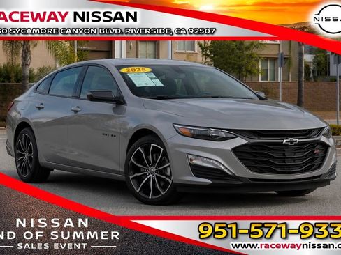 Used 2025 Chevrolet Malibu RS FWD image 1