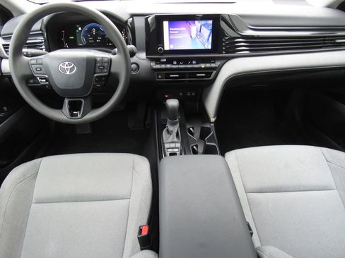 Certified 2025 Toyota Camry LE w/ Convenience Package AWD/4WD image 30