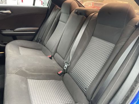 Used 2018 Dodge Charger R/T w/ Beats Audio Group image 18