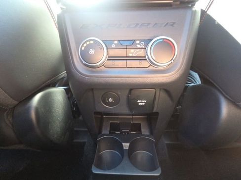 Certified 2025 Ford Explorer ST image 22